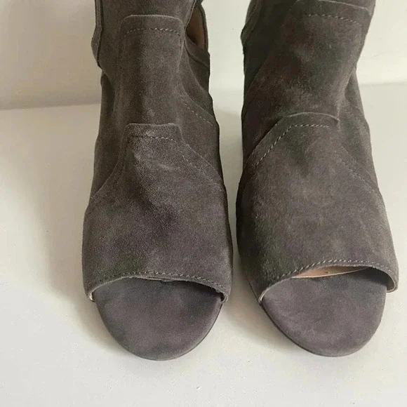 Joes Jeans 10 Gray Suede Cassia Blocked Heel Suede Bootie Boot Open Toe - Picture 4 of 11
